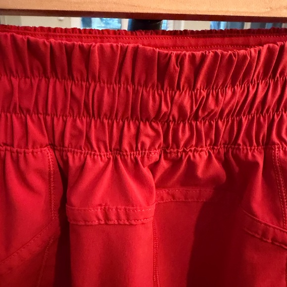 Lulemon | Track That Mid-Rise Lined Short 5" | Dark Red - Picture 6 of 8